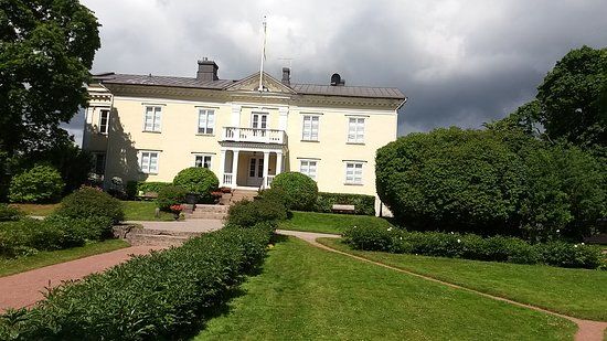 Park of Herttoniemi Mansion